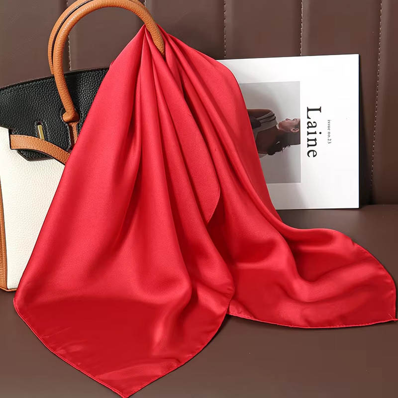 Luxury Solid Color Silk Square - Luxury Bags Office 评论和价格